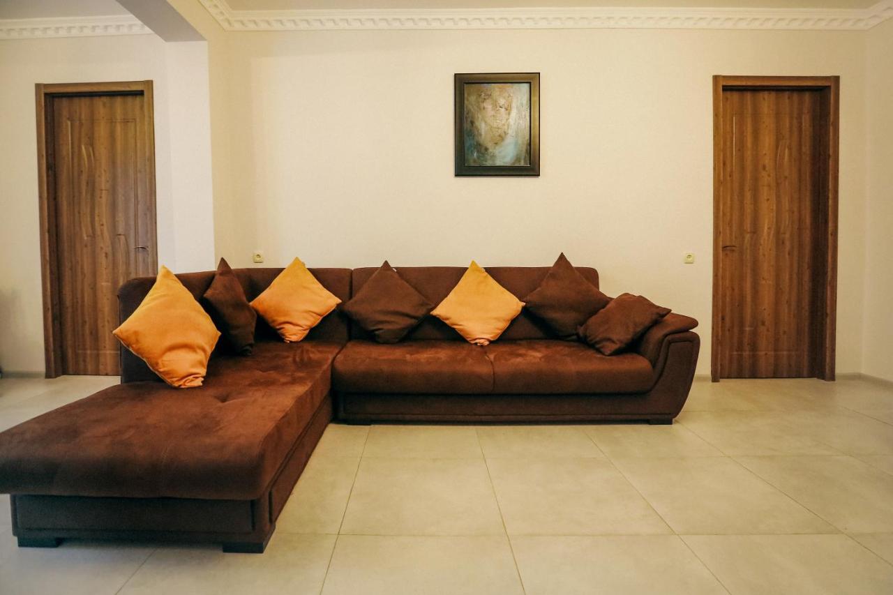 Bebo Babu Guest House 库塔伊西 外观 照片