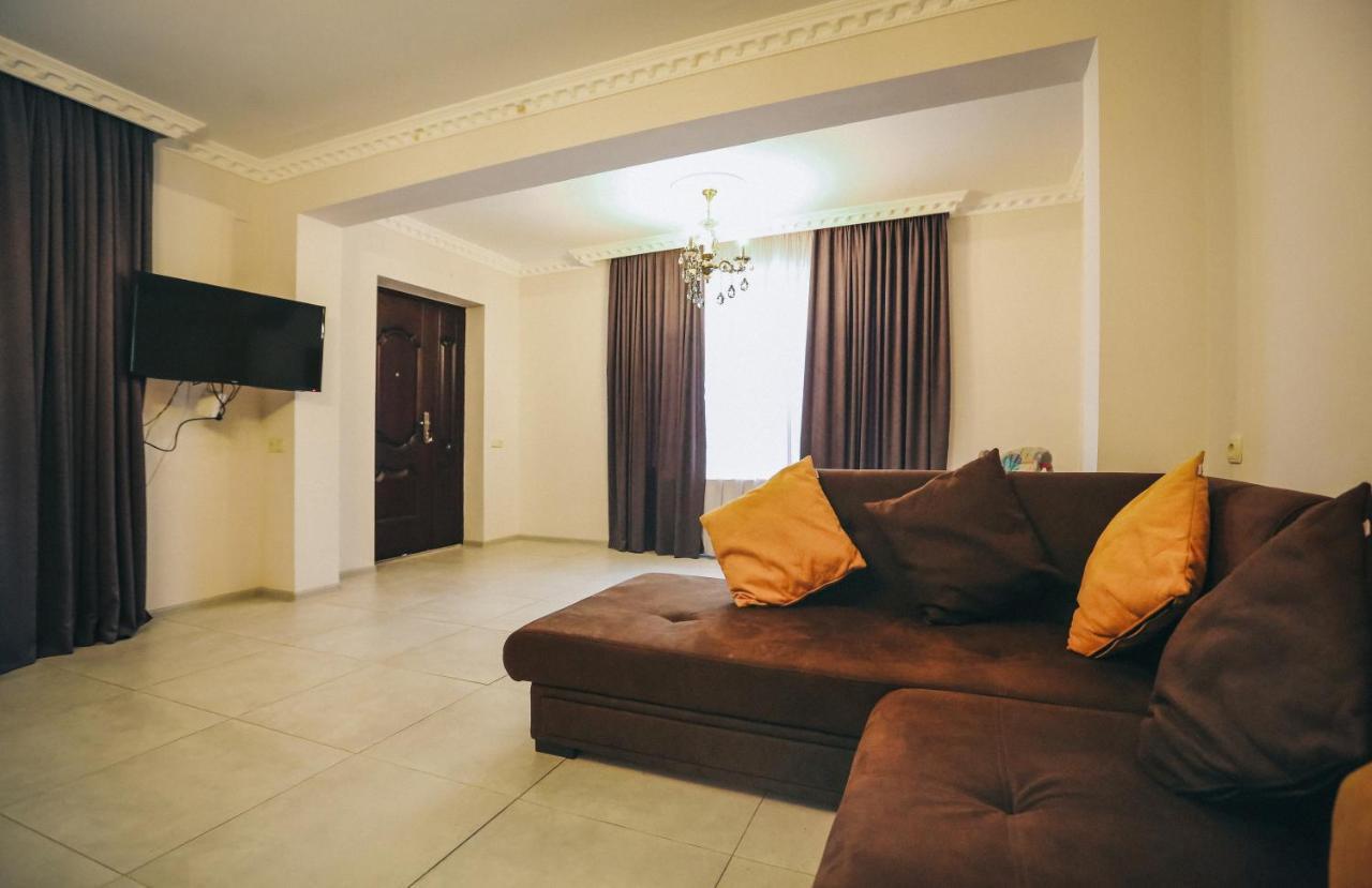 Bebo Babu Guest House 库塔伊西 外观 照片